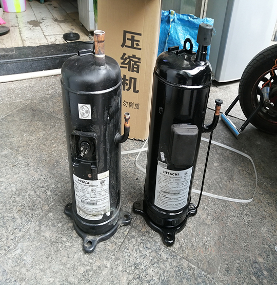 五原中央空调压缩机的更换维修